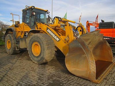 Doosan DL420-3 high Lift, umfangreiche Ausstattung